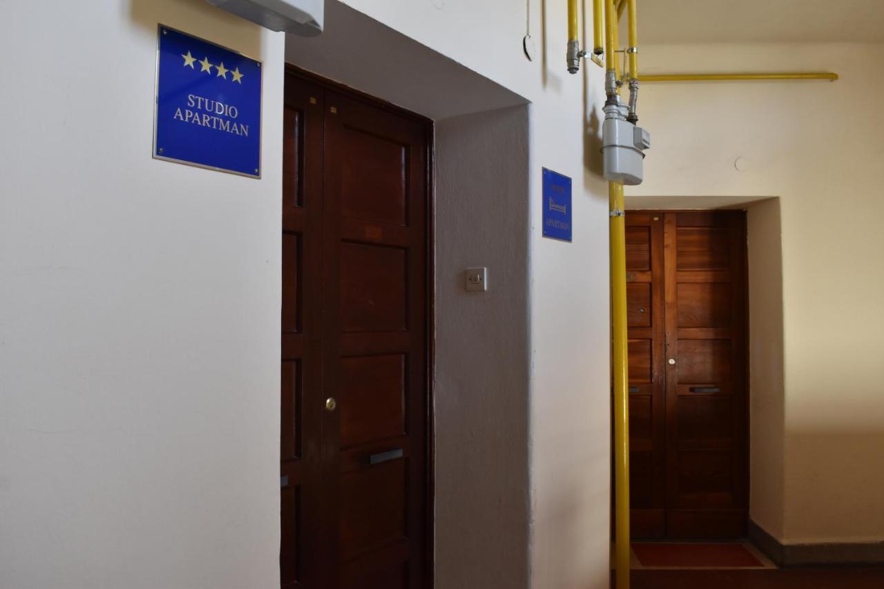 Apartment Riviera بولا المظهر الخارجي الصورة